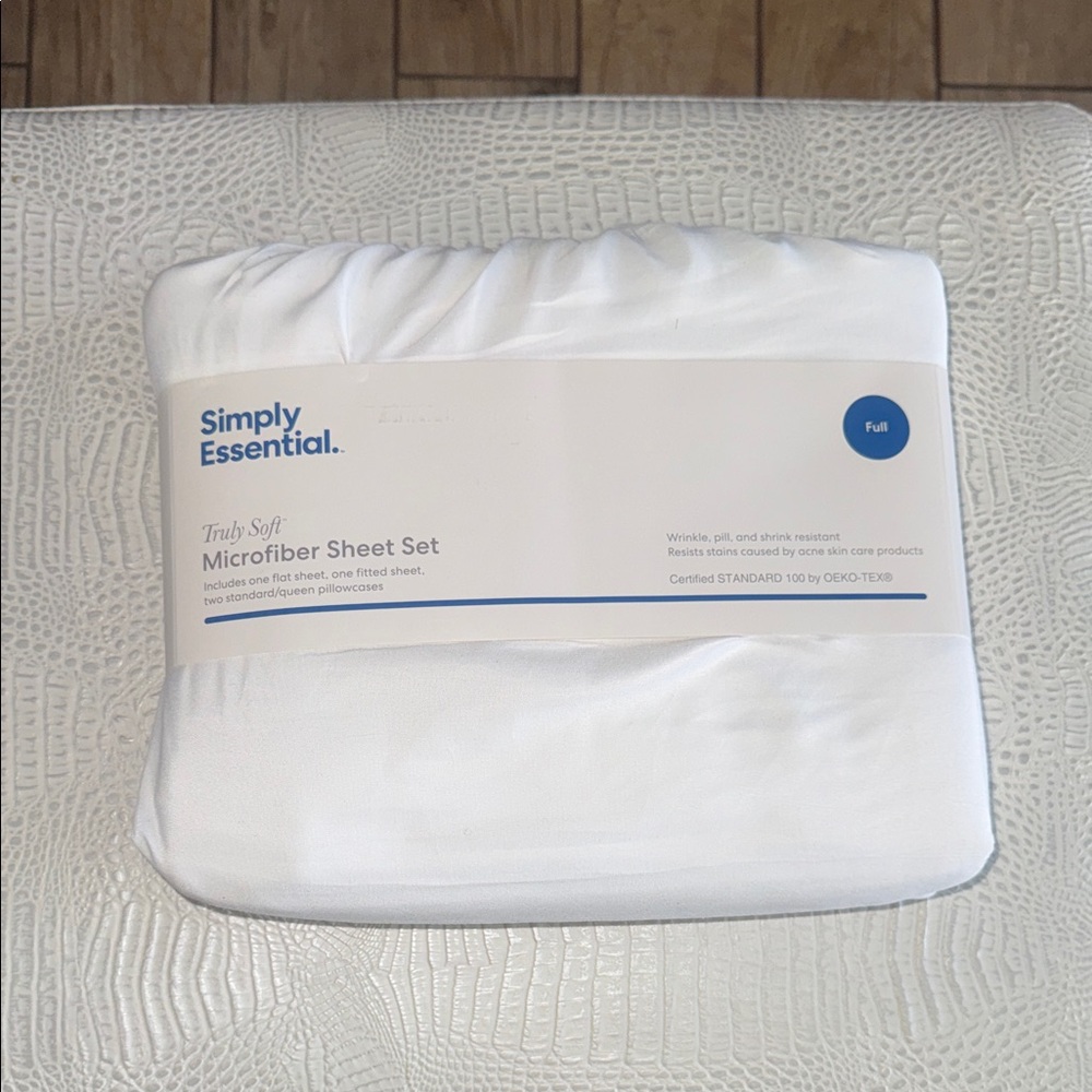 White Full Bedsheets
